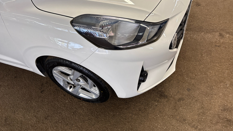Hyundai i10 1.0 MPi SE Connect 5dr Petrol Hatchback